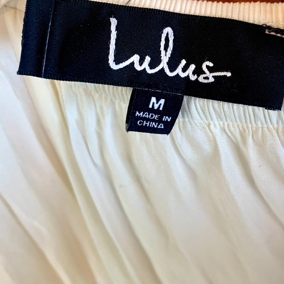 Lulu’s Sleeveless Backless Lace Cutout Maxi Dress White Rayon Boho Bridal - Picture 7 of 14